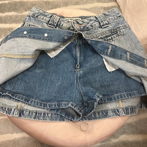 Free people Jean skort size 25 NWOT - Picture 2 of 4